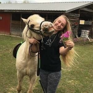 Meet your Posher, Josie